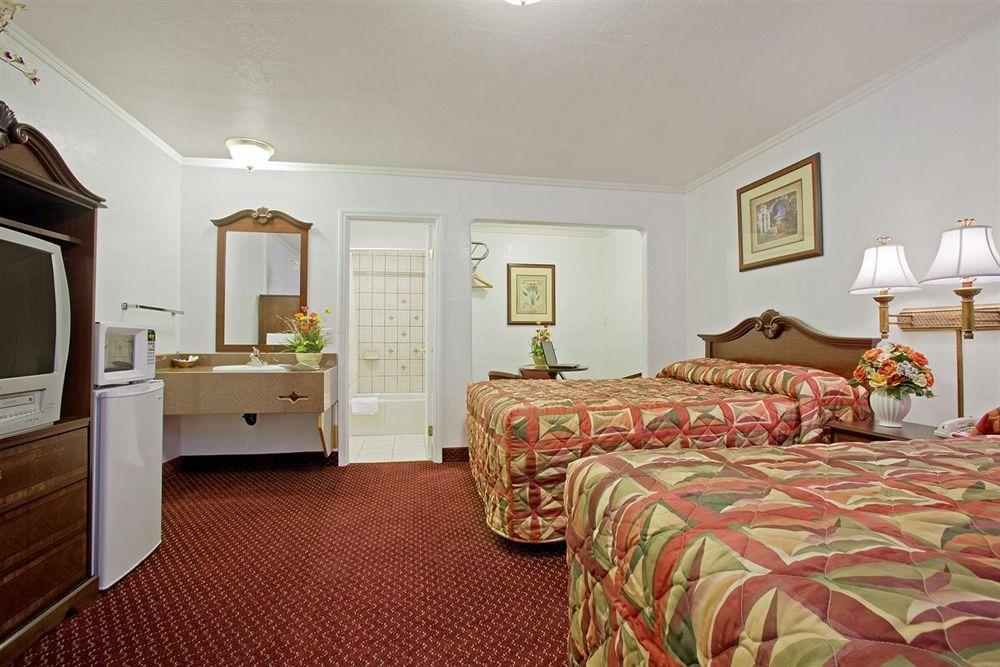 Americas Best Value Inn & Suites Klamath Falls Extérieur photo