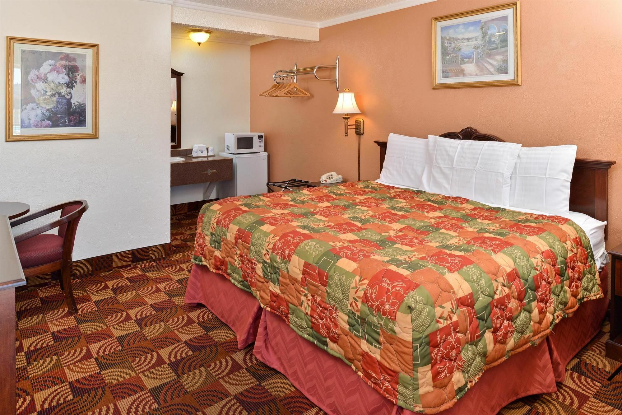 Americas Best Value Inn & Suites Klamath Falls Extérieur photo